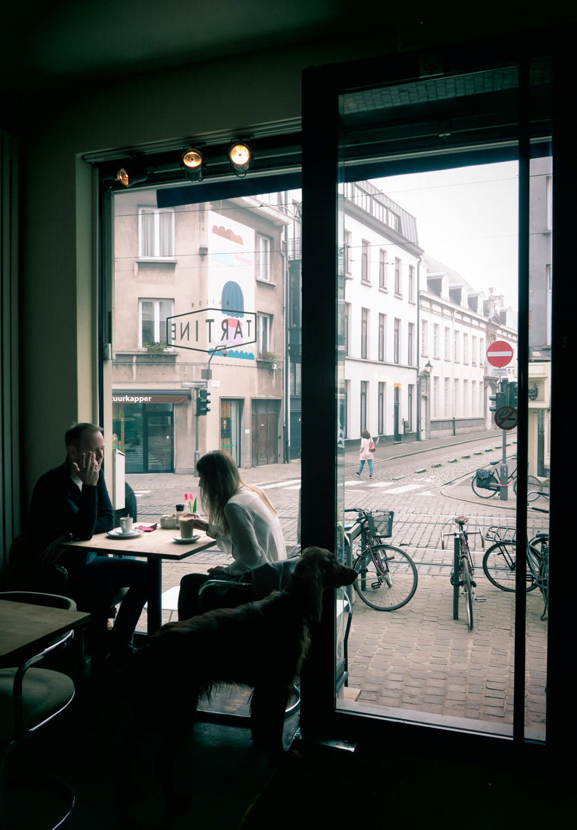 self-assignment people in coffeeshop networking