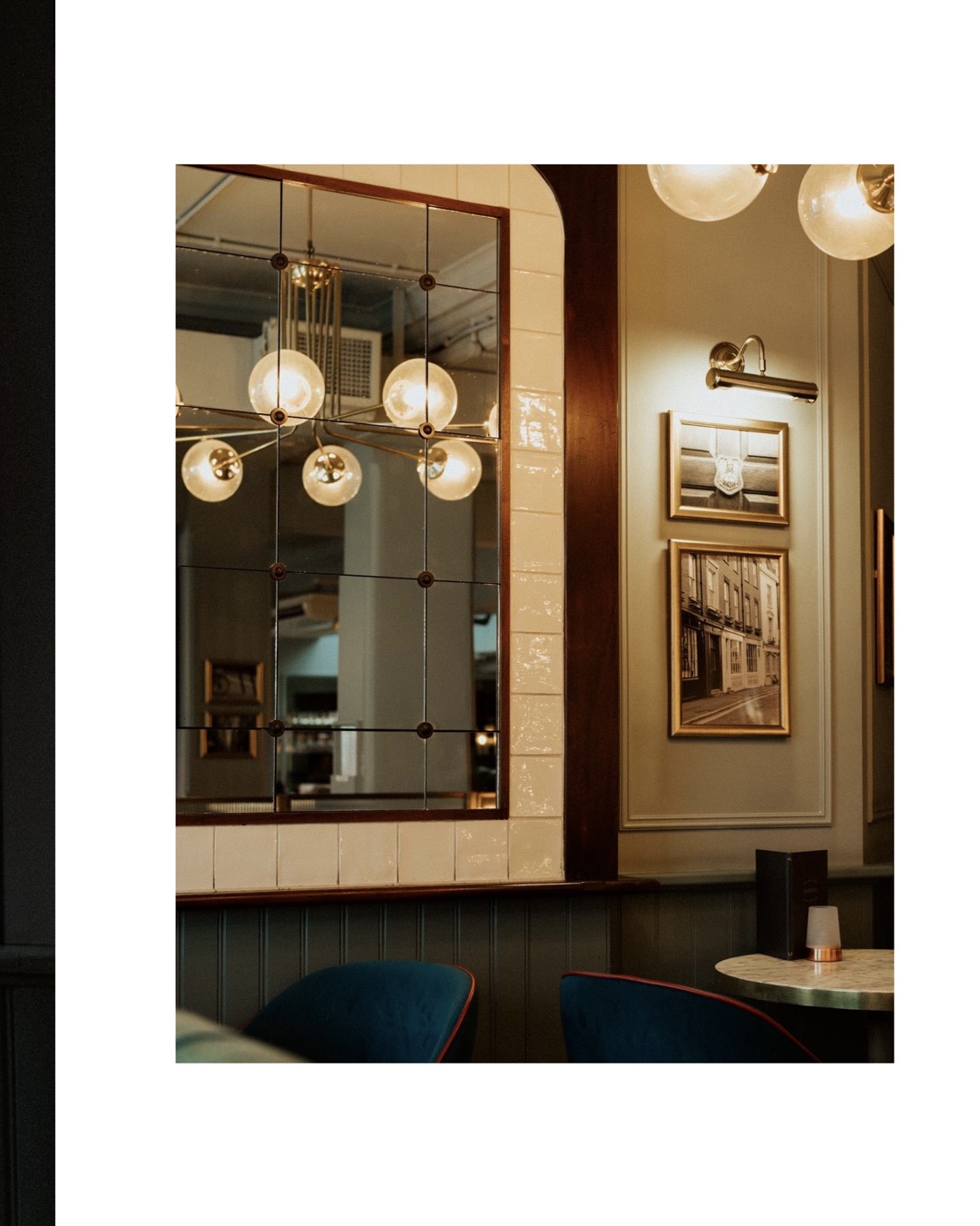 Photograph of the Interiors of Restaurant Browns Covent Garden London