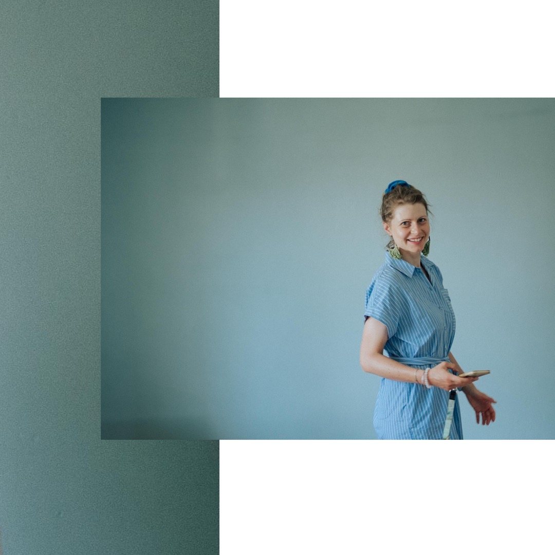 Portrait of Photographer and Videographer Nadine Wilmanns in her studio in Metzingen