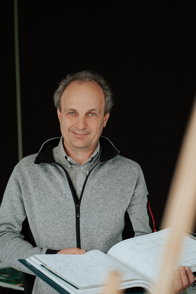 Andreas Schmidt owner of Maler Herr in professional business portrait.